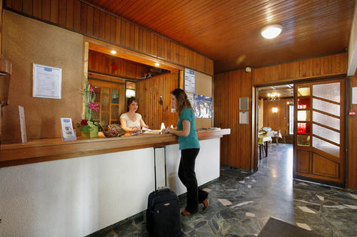 Hotel Eliova L'Eau Vive Châtel Exterior foto